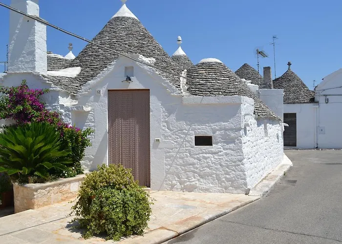 Trulli Aia Piccola アルベロベッロ
